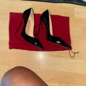 Christian Louboutin So Kate Heels